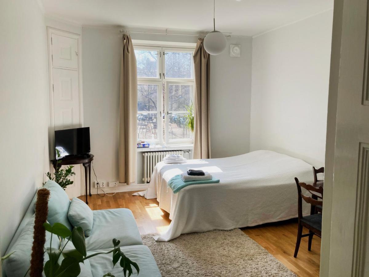 Bright One-Room Studio In The Heart Of Kallio Helsingfors Exteriör bild